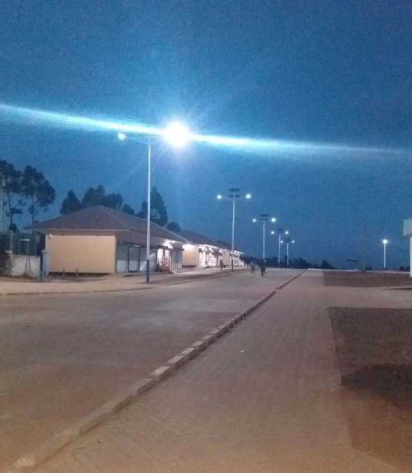敦煌市非洲科特迪瓦太阳能路灯工程